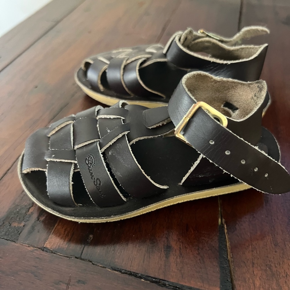 Sun-San Sandals by Hoy Kids', size 7 toddler